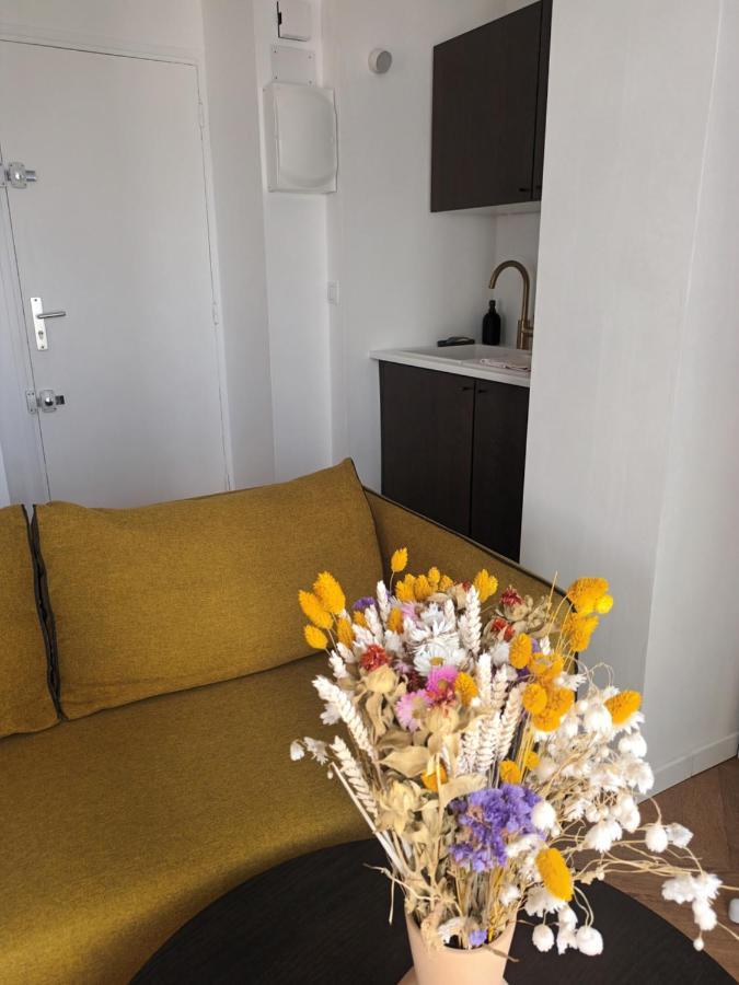 Paris Balcony Top Floor Room Eksteriør billede